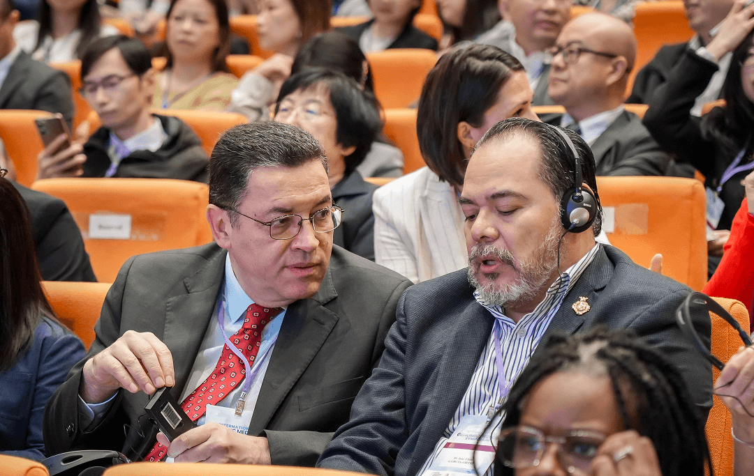 圖5_會議吸引了逾 20 個國家及地區、近 300 名業界人士參與，除了本地專家學者，亦包括中國內地、歐洲、北美、南美及澳洲等地的業界翹楚。 1_29747.png